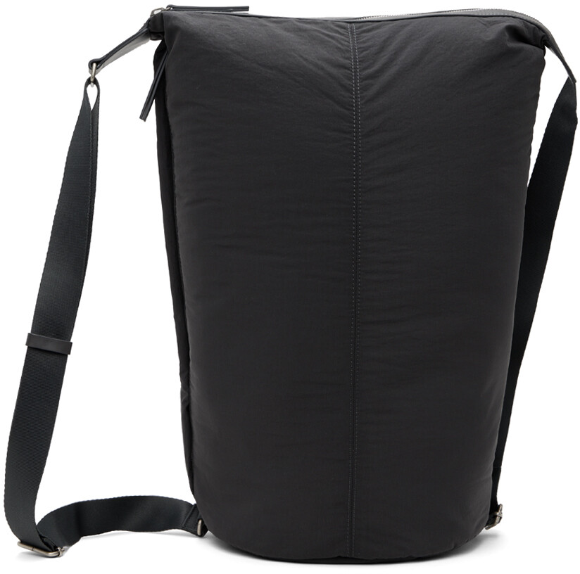 Серая нейлоновая дорожная сумка Juun.J
Серая нейлоновая дорожная сумка Juun.J