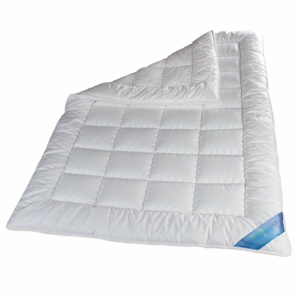Schlafmond Medicus Clean Постельный комплект для аллергиков Летнее одеяло 135x200 см + 40x80 см
Schlafmond Medicus Clean Постельный комплект для аллергиков Летнее одеяло 135x200 см + 40x80 см
