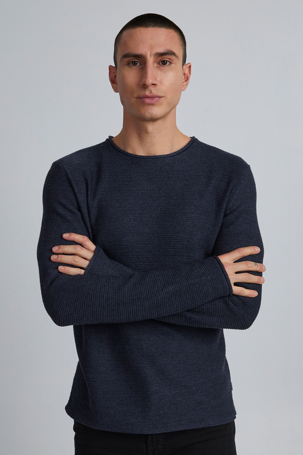 Пуловер !SOLID Strick SDJarah 62100 Knit 21104152, синий 
Пуловер !SOLID Strick SDJarah 62100 Knit 21104152, синий