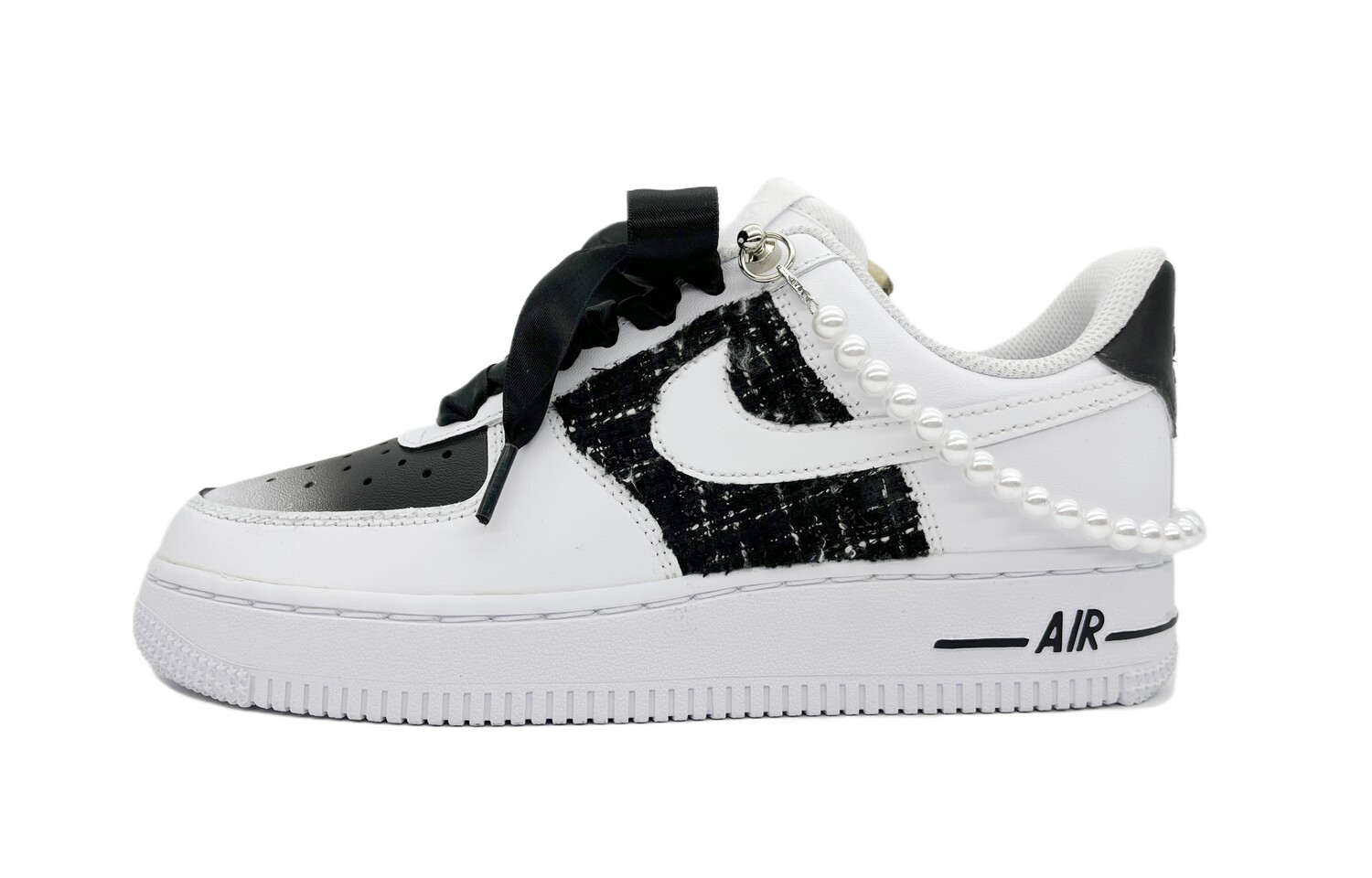 Кроссовки Nike Air Force 1 Skateboard Shoes Women's Low-Top Black White, черный
Кроссовки Nike Air Force 1 Skateboard Shoes Women's Low-Top Black White, черный