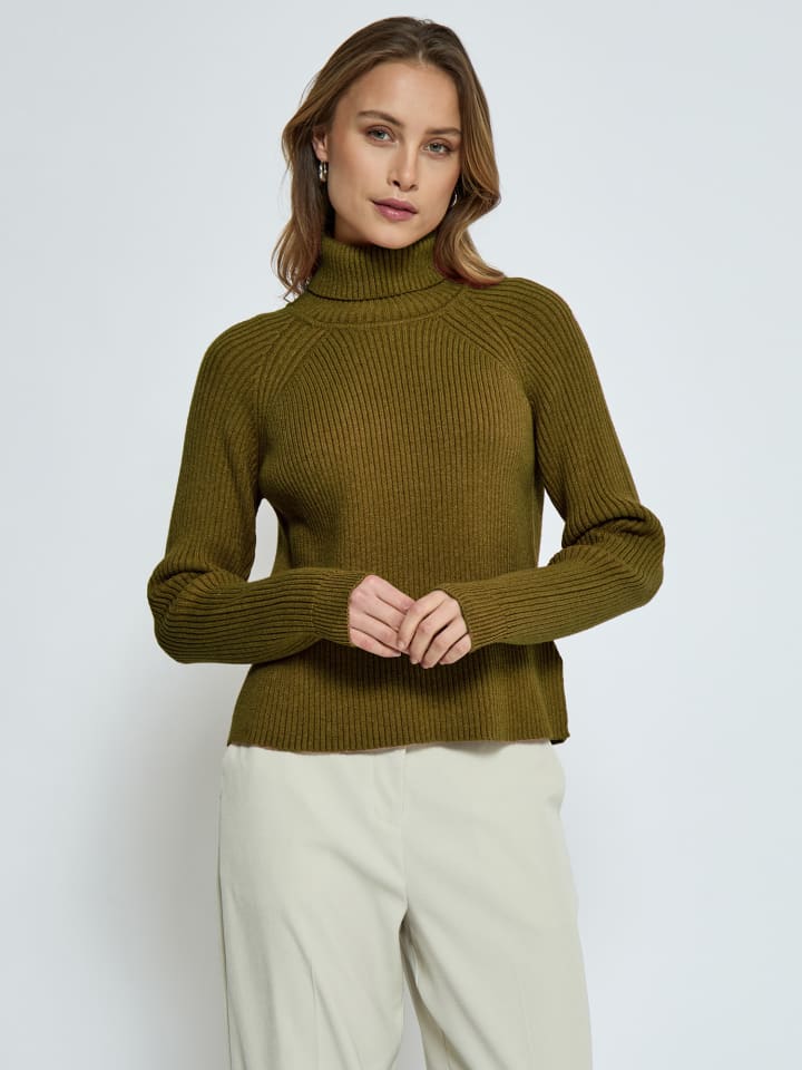 Свитер темно-оливкового цвета minus
Свитер темно-оливкового цвета minus