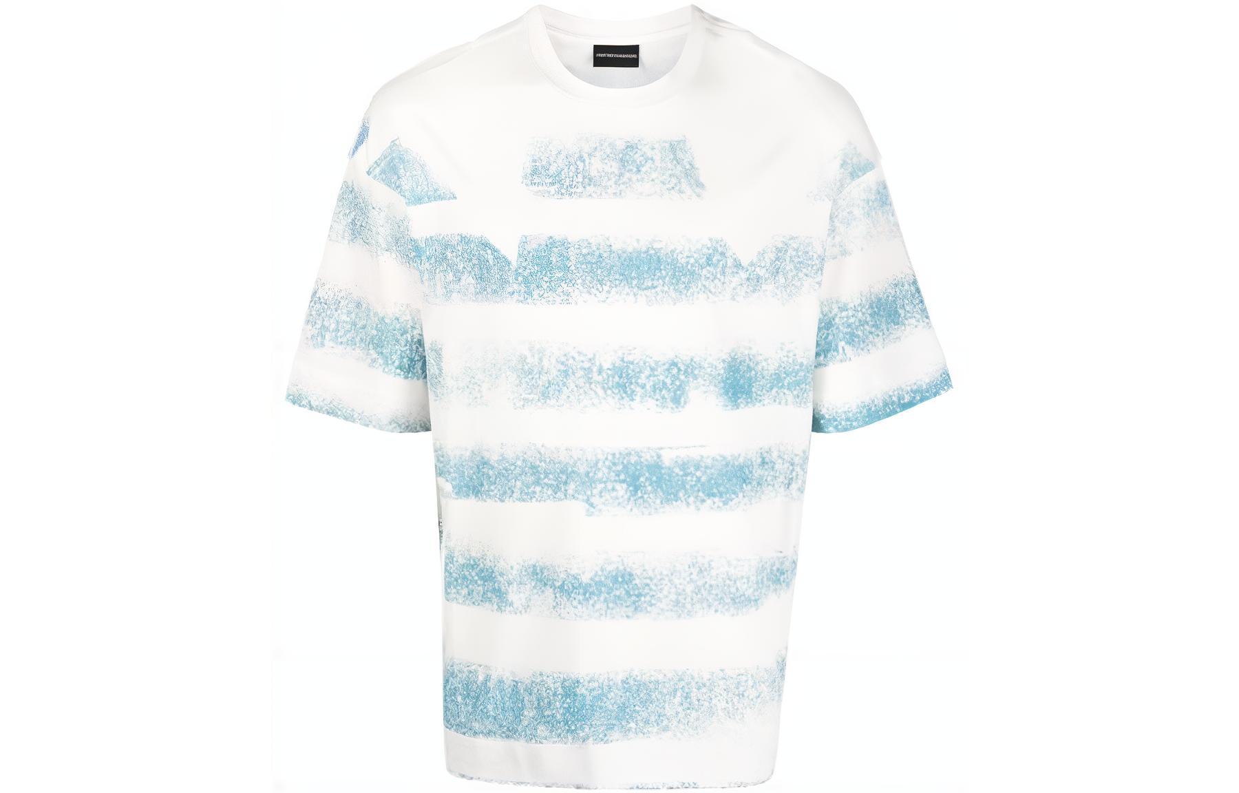 EMPORIO ARMANI Футболка мужская синяя с белой надписью
EMPORIO ARMANI Футболка мужская синяя с белой надписью