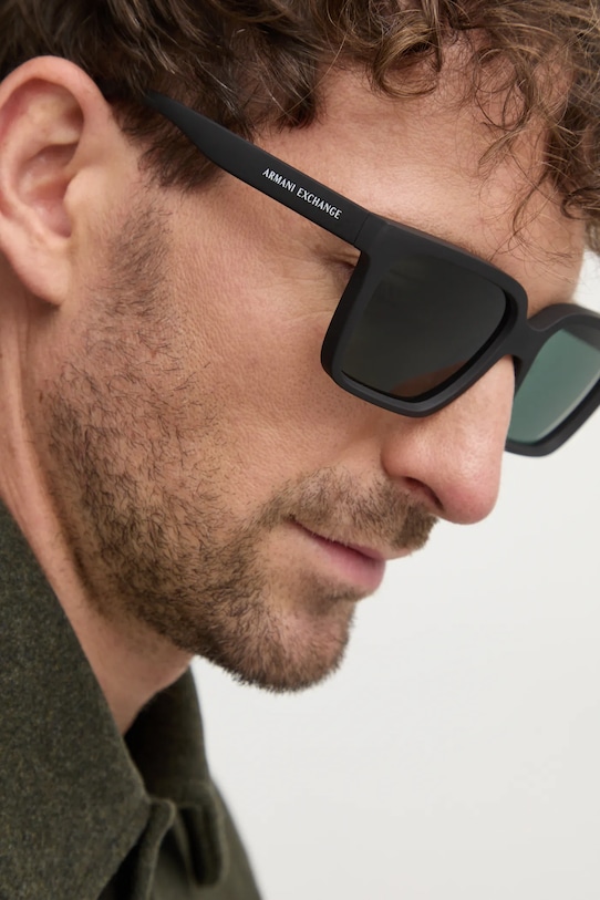 Солнцезащитные очки Armani Exchange, черный
Солнцезащитные очки Armani Exchange, черный