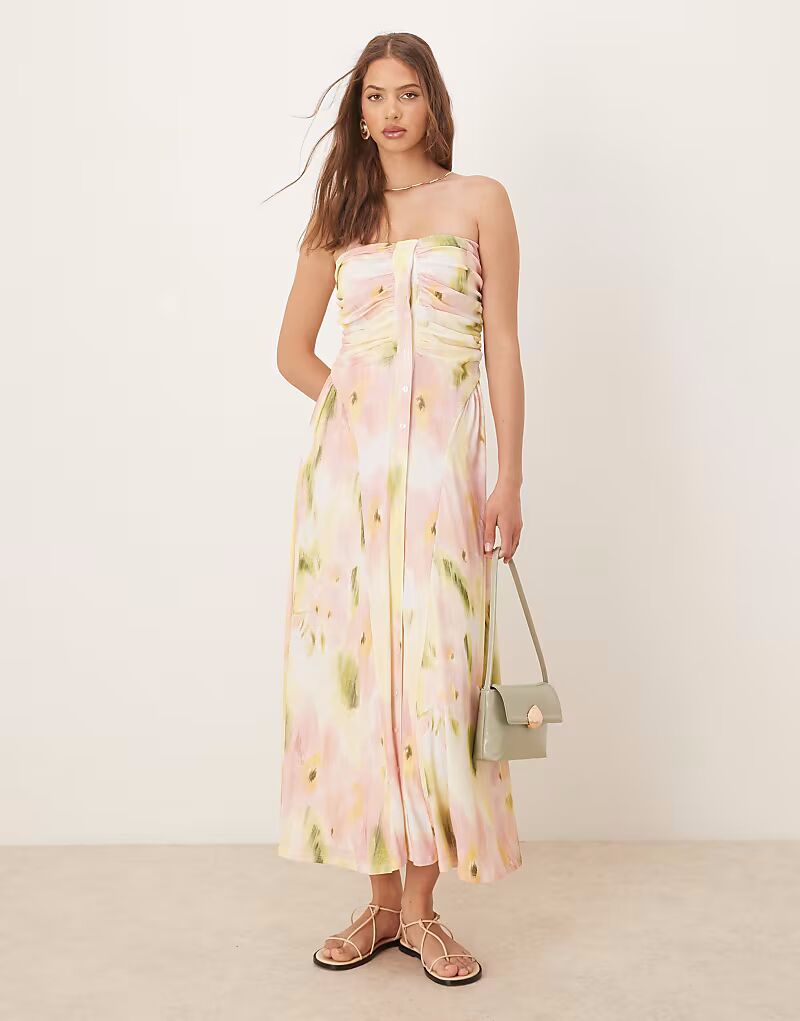 Платье-миди с юбкой-бандо ASOS DESIGN с цветочным принтом
Платье-миди с юбкой-бандо ASOS DESIGN с цветочным принтом