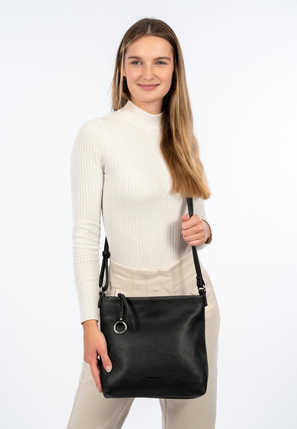 Сумка через плечо SURI FREY, черный
Сумка через плечо SURI FREY, черный