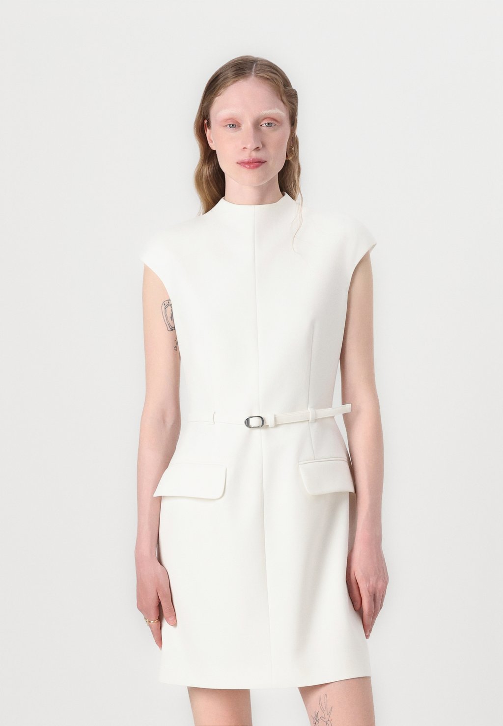 Повседневное платье KALUNIA HUGO, белый
Повседневное платье KALUNIA HUGO, белый