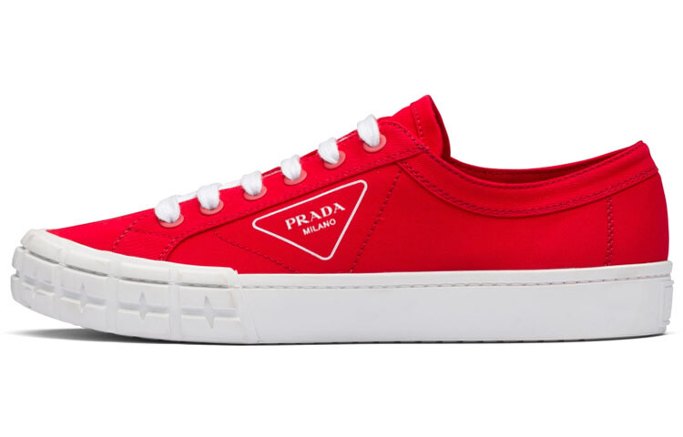 Стильные мужские кроссовки для скейтбординга PRADA Wheel 
Стильные мужские кроссовки для скейтбординга PRADA Wheel