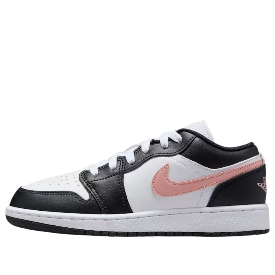 (GS) Air Jordan 1 Low 'White Black Rust Pink'
(GS) Air Jordan 1 Low 'White Black Rust Pink'