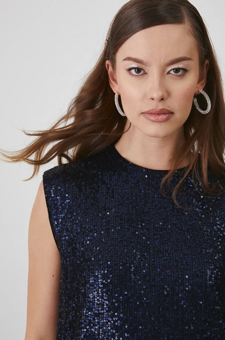 Топ Medicine, темно-синий
Топ Medicine, темно-синий