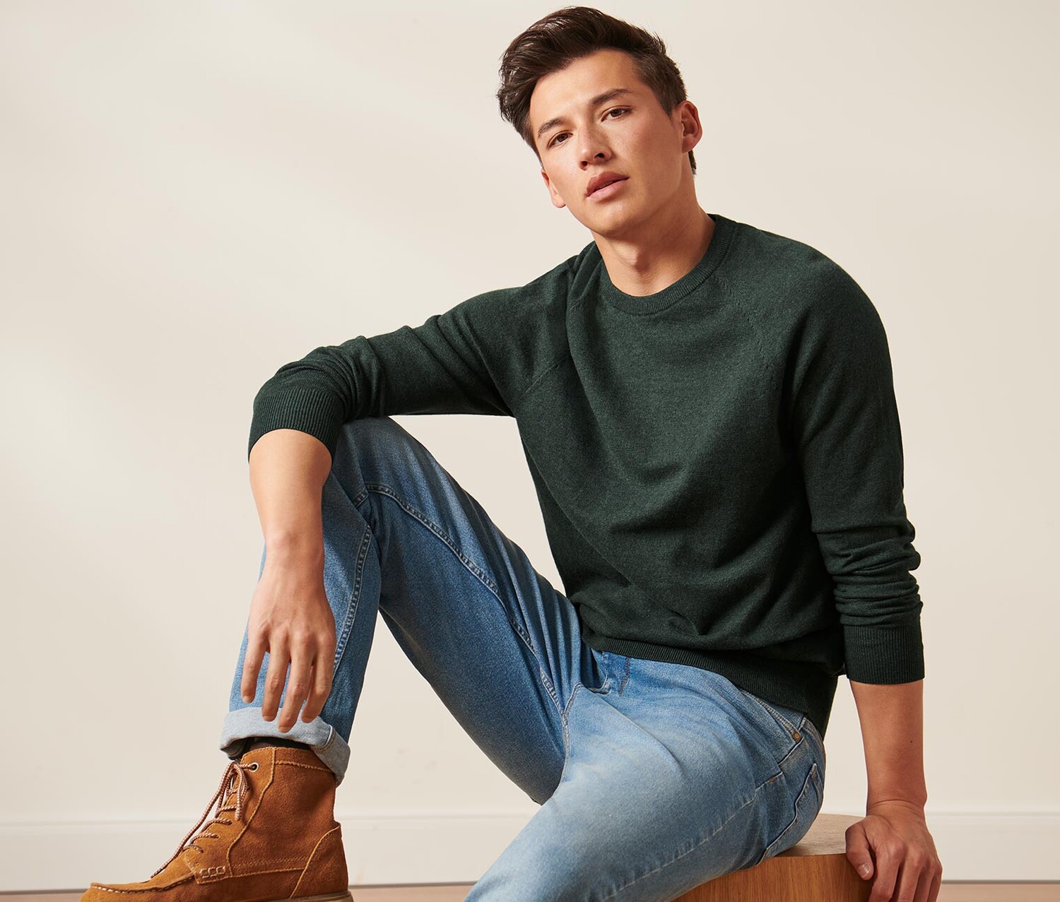 Свитер с круглым вырезом Tchibo, темно-зеленый 
Свитер с круглым вырезом Tchibo, темно-зеленый