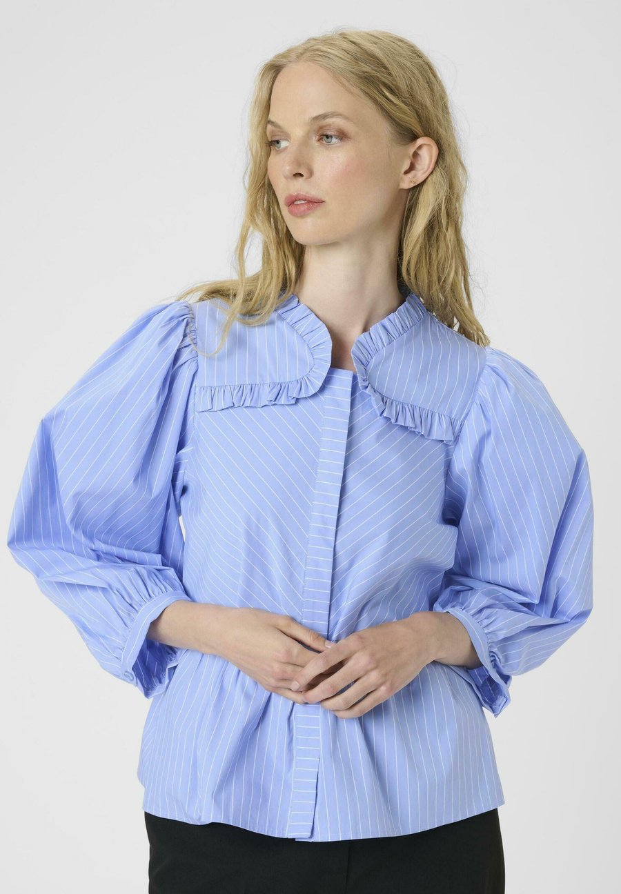 Блуза Karen by Simonsen AMY NETTE, Della Robbia Blue Stripe/Light Blue
Блуза Karen by Simonsen AMY NETTE, Della Robbia Blue Stripe/Light Blue