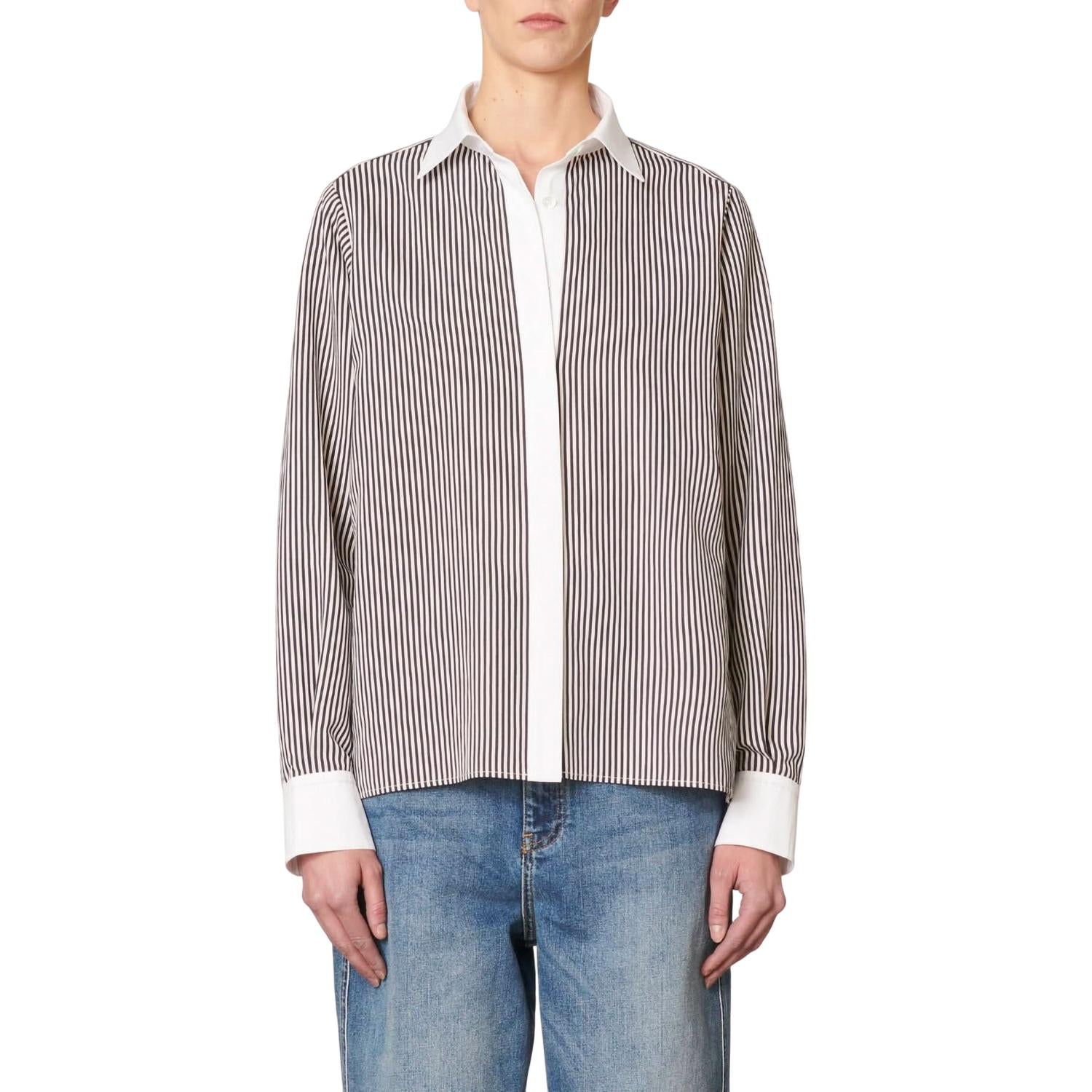 Дарио Топ в Нуаре Vanessa Bruno, цвет noir
Дарио Топ в Нуаре Vanessa Bruno, цвет noir