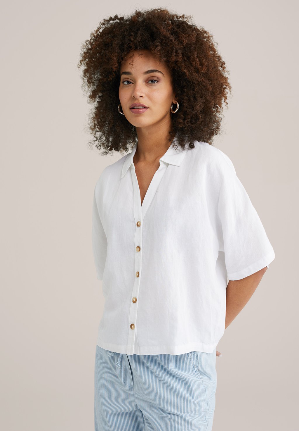 Блузка на пуговицах WE Fashion, белый
Блузка на пуговицах WE Fashion, белый