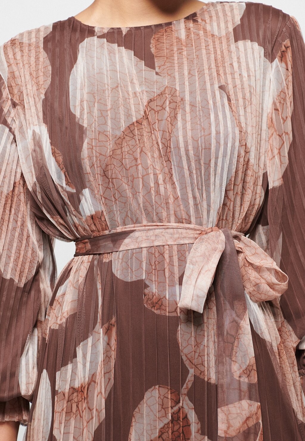 Платье макси PRINT Maryisa, серо-коричневый
Платье макси PRINT Maryisa, серо-коричневый