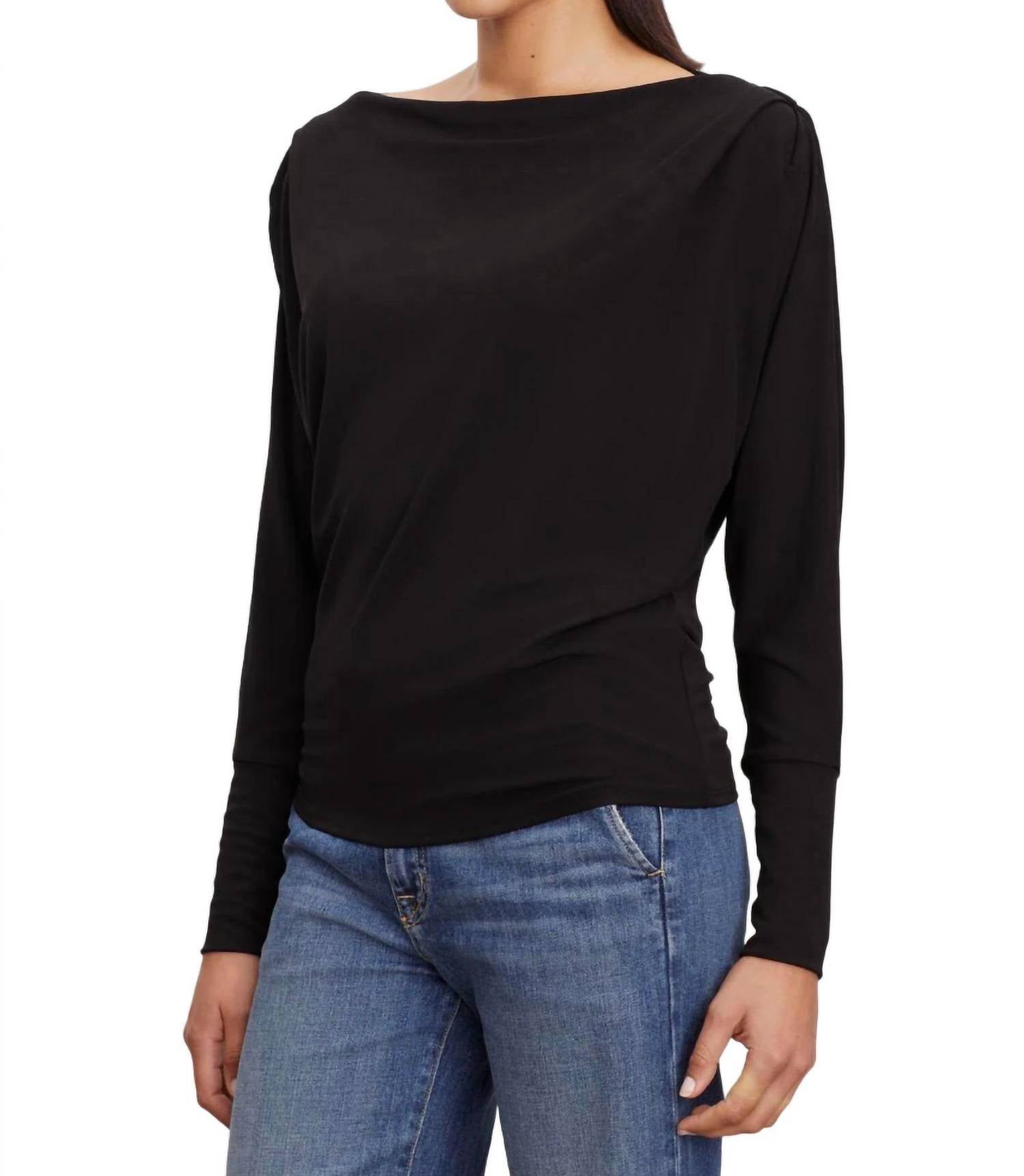 Черный топ с лодочкой Karen Kane
Черный топ с лодочкой Karen Kane