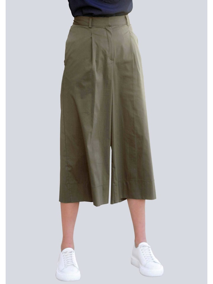 Alba Moda Широкие брюки-кюлоты цвета хаки
Alba Moda Широкие брюки-кюлоты цвета хаки