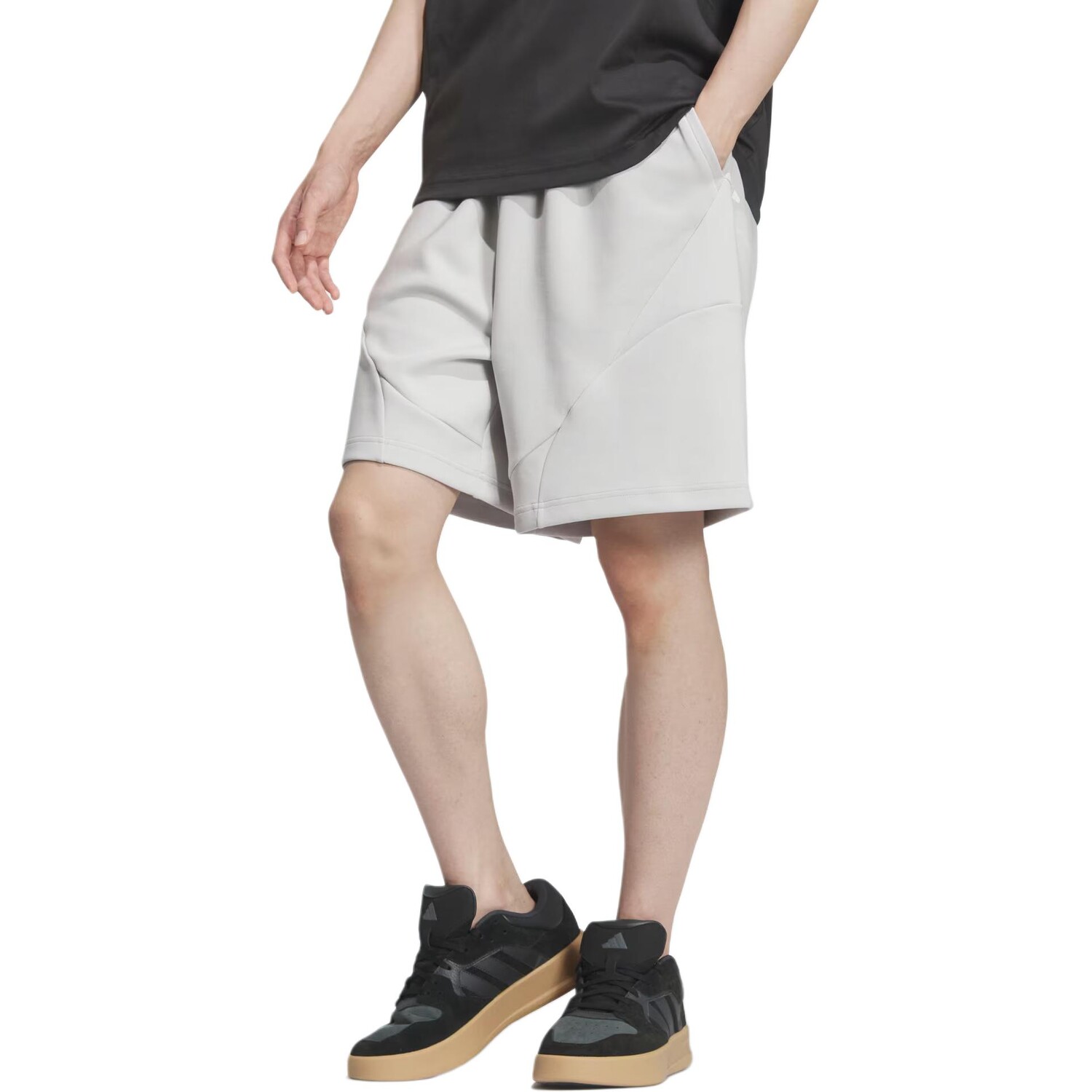 Повседневные шорты мужские светло-серые Adidas, серый 
Повседневные шорты мужские светло-серые Adidas, серый