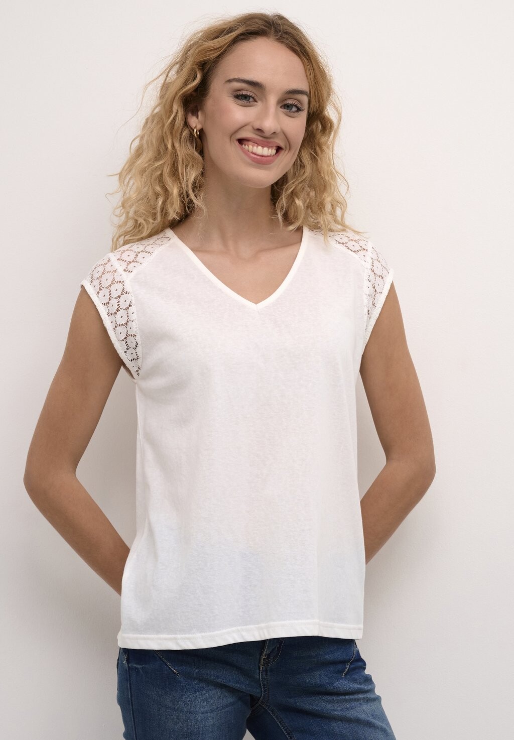 Футболка с принтом HERMI Cream, белый
Футболка с принтом HERMI Cream, белый