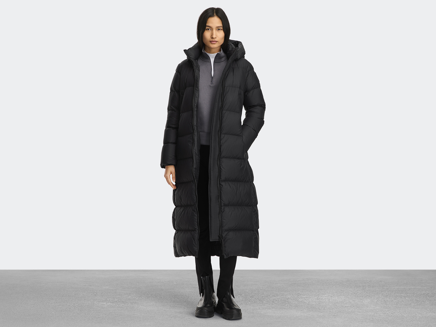 Пуховик Canada Goose Mystique Tonal Label, черный
Пуховик Canada Goose Mystique Tonal Label, черный