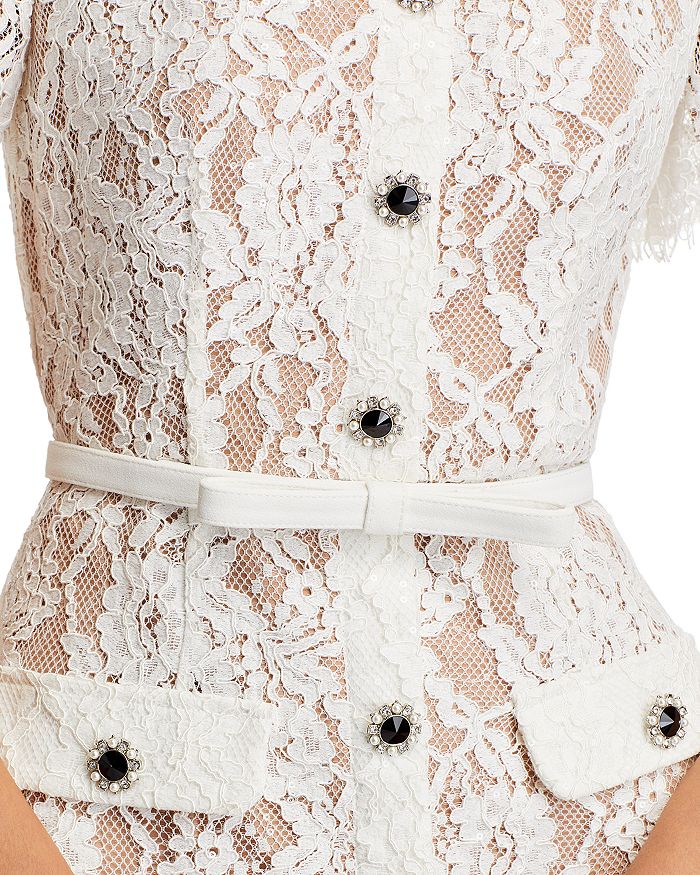 Белое кружевное платье миди с пуговицами Self-Portrait, белый
Белое кружевное платье миди с пуговицами Self-Portrait, белый