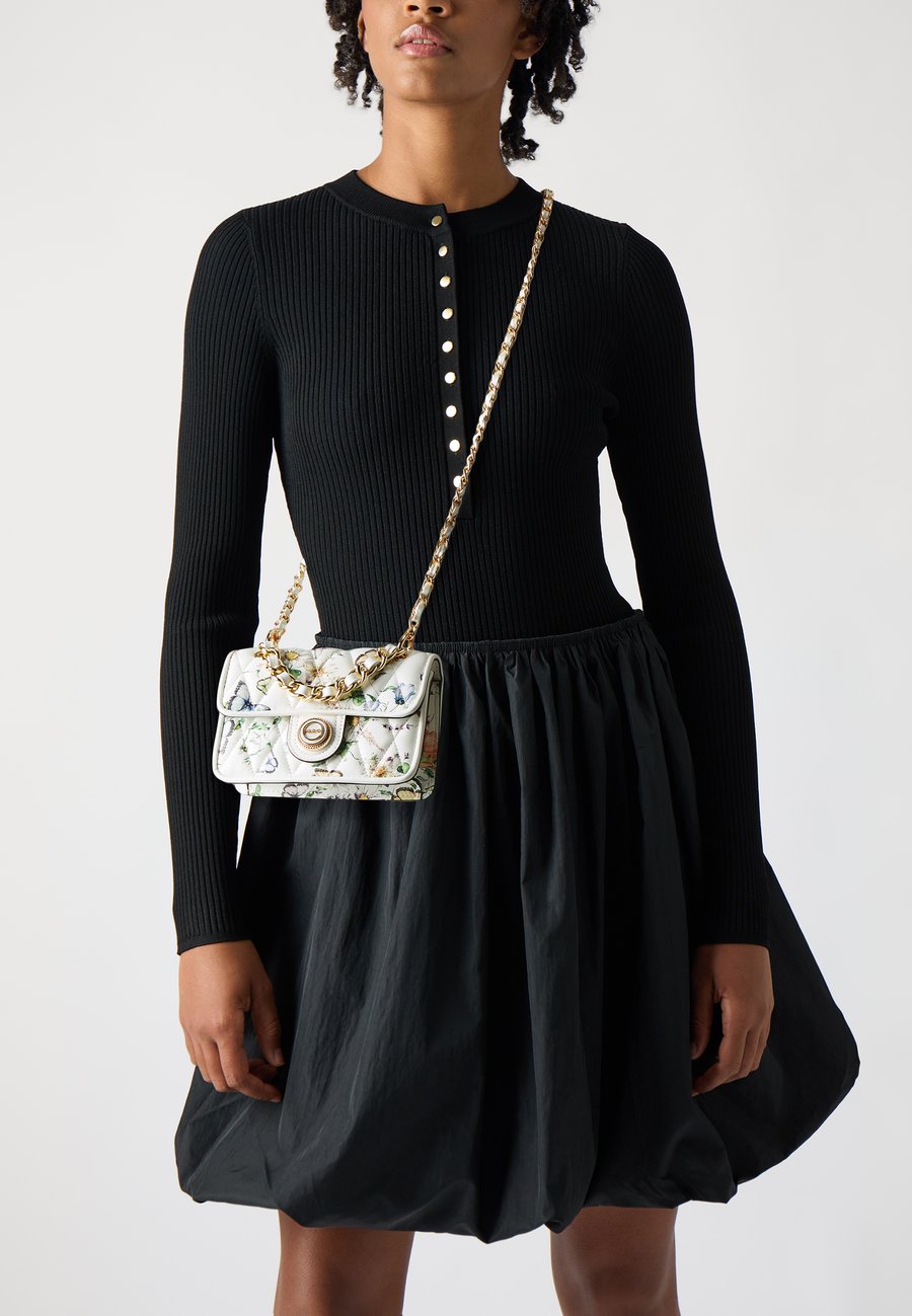 Сумка ALDO LOUBELLA, Floral/Multi-Coloured
Сумка ALDO LOUBELLA, Floral/Multi-Coloured