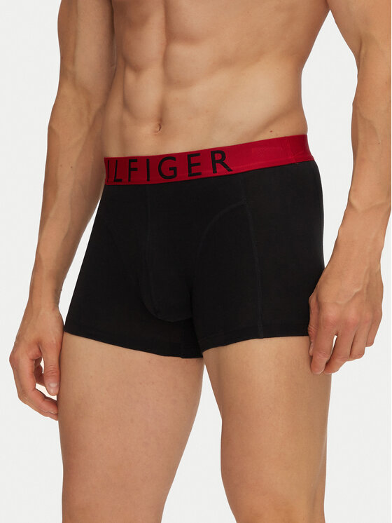 Комплект из 3 трусов-боксеров UM0UM03465 Tommy Hilfiger, черный
Комплект из 3 трусов-боксеров UM0UM03465 Tommy Hilfiger, черный