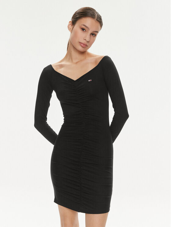 Платье на каждый день приталенного кроя Tommy Jeans, черный
Платье на каждый день приталенного кроя Tommy Jeans, черный