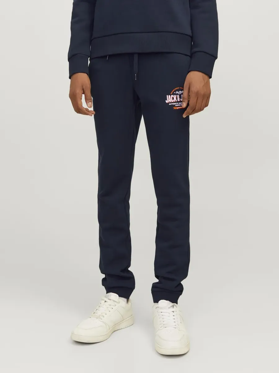 Детские спортивные штаны Jack & Jones "JPSTELOGO SEATPANTS 2COL 24/25 NOOS JNR" Jack & Jones Junior, синий
Детские спортивные штаны Jack & Jones "JPSTELOGO SEATPANTS 2COL 24/25 NOOS JNR" Jack & Jones Junior, синий
