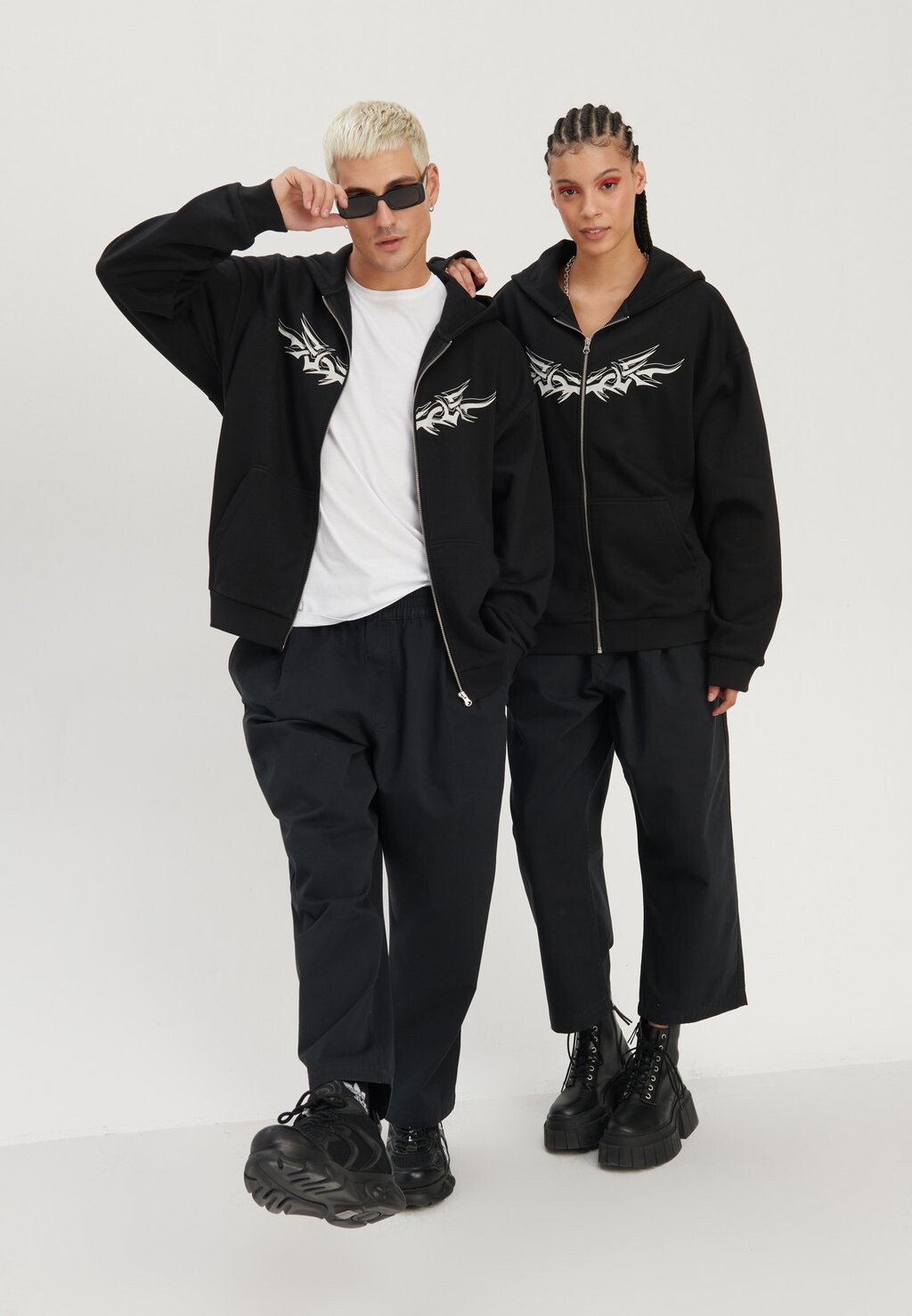 Свитер на молнии Unisex YOURTURN, черный
Свитер на молнии Unisex YOURTURN, черный