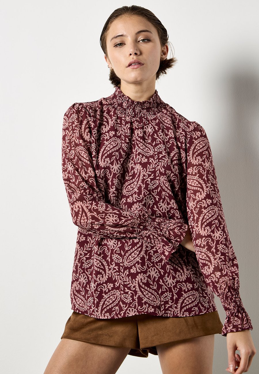 Блуза Apricot PAISLEY PRINT , Burgundy/Bordeaux
Блуза Apricot PAISLEY PRINT , Burgundy/Bordeaux