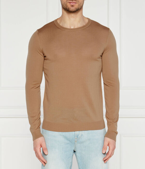 Свитер мужской Boss шерстяной облегающий, коричневый
Свитер мужской Boss шерстяной облегающий, коричневый