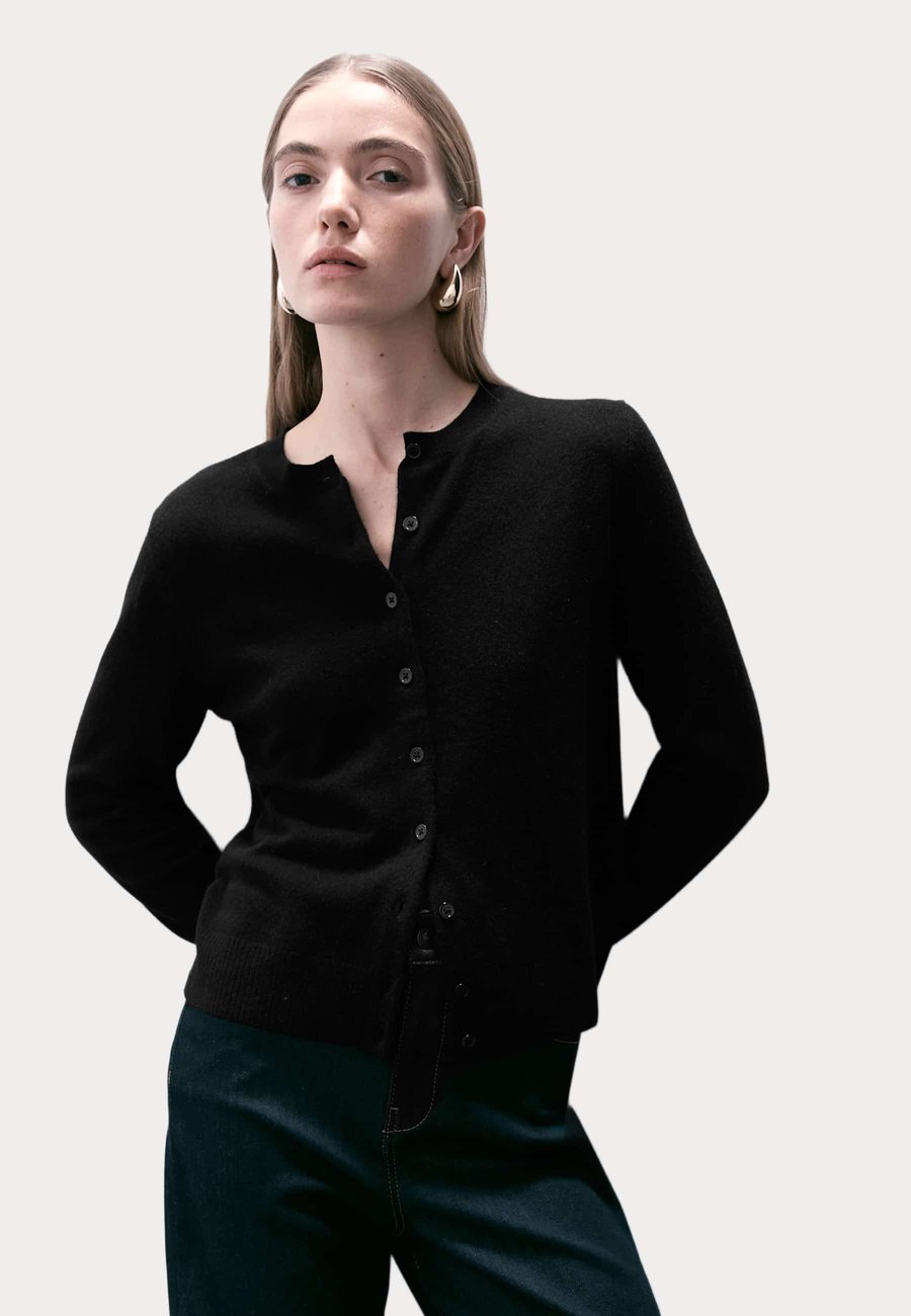 Кардиган Marks & Spencer CREW NECK , Black
Кардиган Marks & Spencer CREW NECK , Black