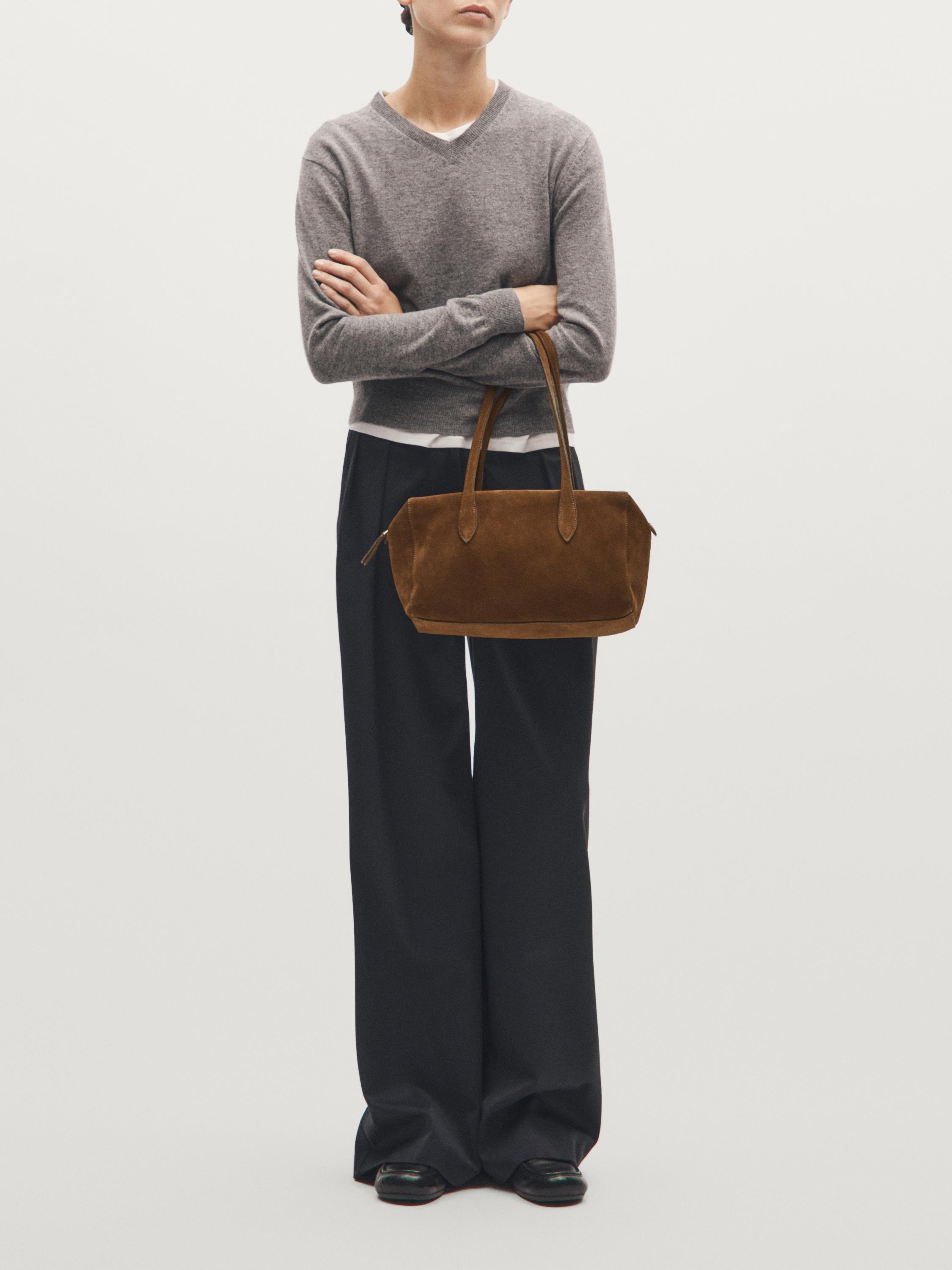 Сумка-Сэтчел из замши в стиле вест-энд Massimo Dutti, Leather
Сумка-Сэтчел из замши в стиле вест-энд Massimo Dutti, Leather