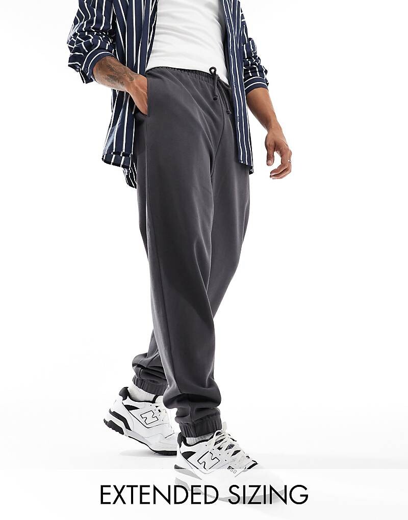 ASOS DESIGN – Essential – джоггеры оверсайз графитового цвета
ASOS DESIGN – Essential – джоггеры оверсайз графитового цвета