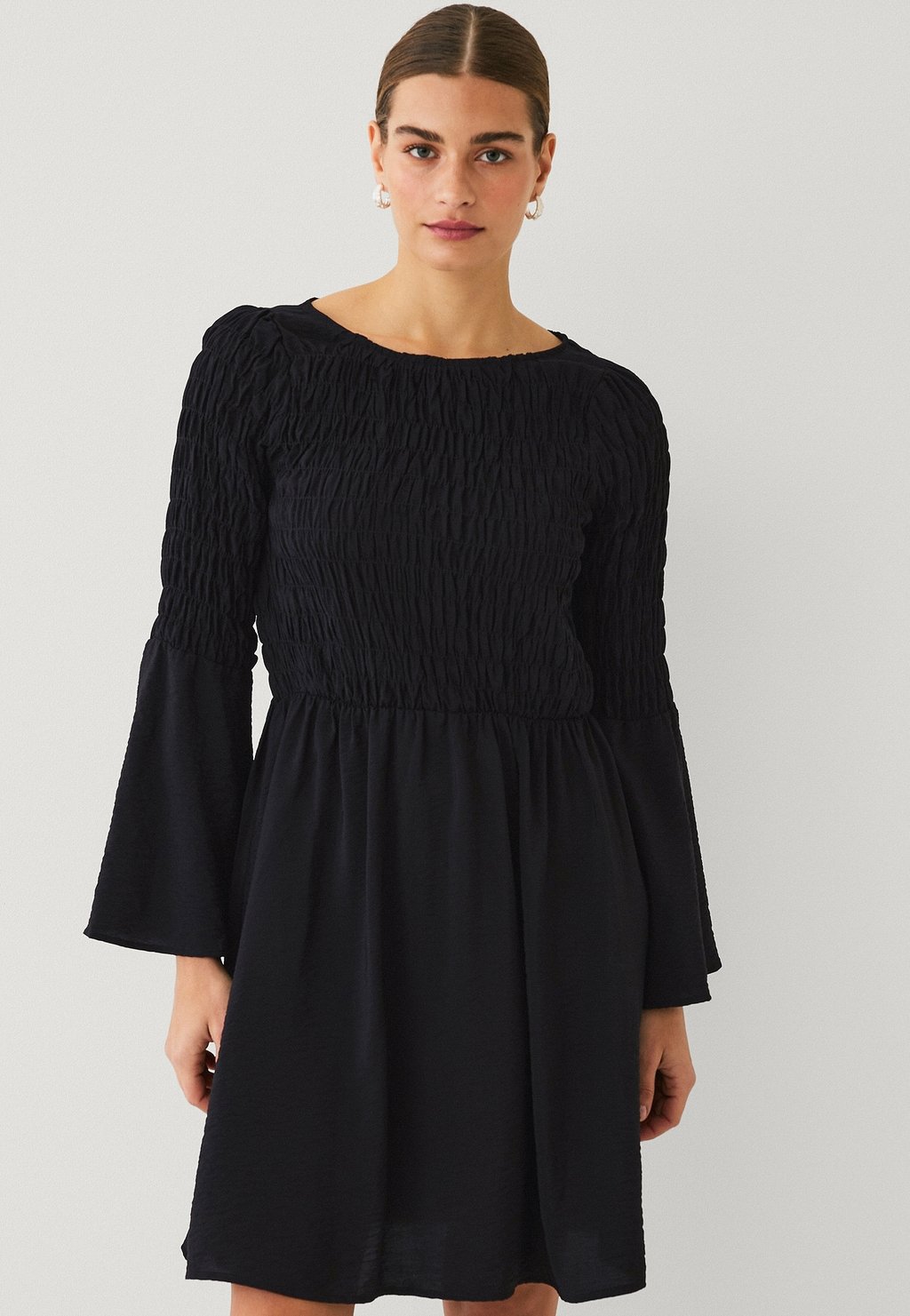 Повседневное платье SMOK Ellos Collection, черный
Повседневное платье SMOK Ellos Collection, черный