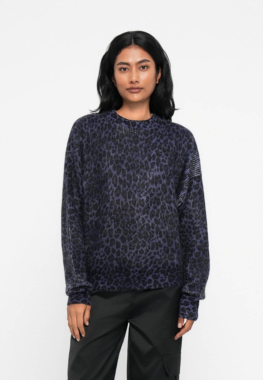 Джемпер lala Berlin KIRA, Dark Navy/Dark Blue
Джемпер lala Berlin KIRA, Dark Navy/Dark Blue