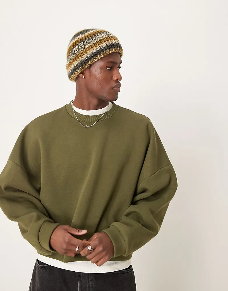 Экстремально большой укороченный свитшот цвета хаки ASOS DESIGN
Экстремально большой укороченный свитшот цвета хаки ASOS DESIGN