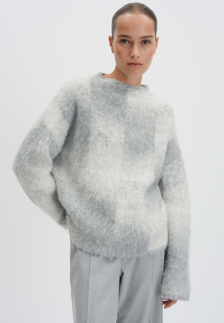 Джемпер someday. LOOSE FIT, Hazy Fog Melange/Grey
Джемпер someday. LOOSE FIT, Hazy Fog Melange/Grey