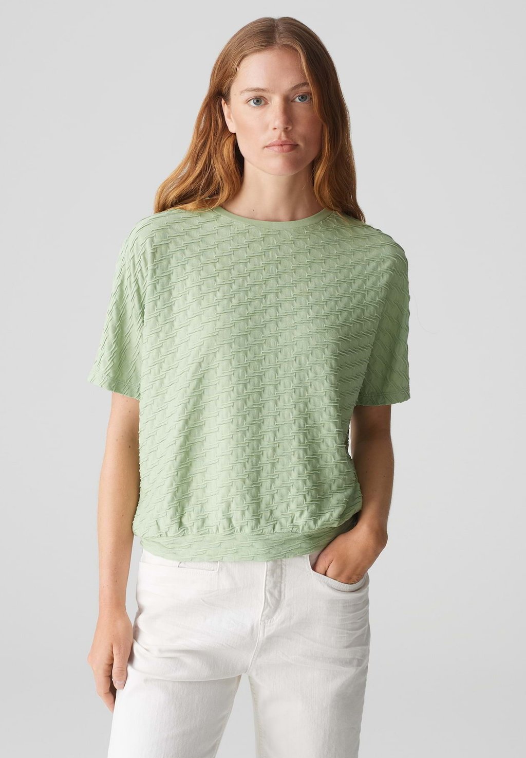 Футболка с принтом KURZARM SENNI OPUS, светло-зеленый
Футболка с принтом KURZARM SENNI OPUS, светло-зеленый