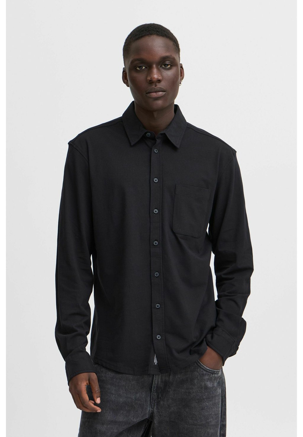 Рубашка BHALO Blend, черный
Рубашка BHALO Blend, черный