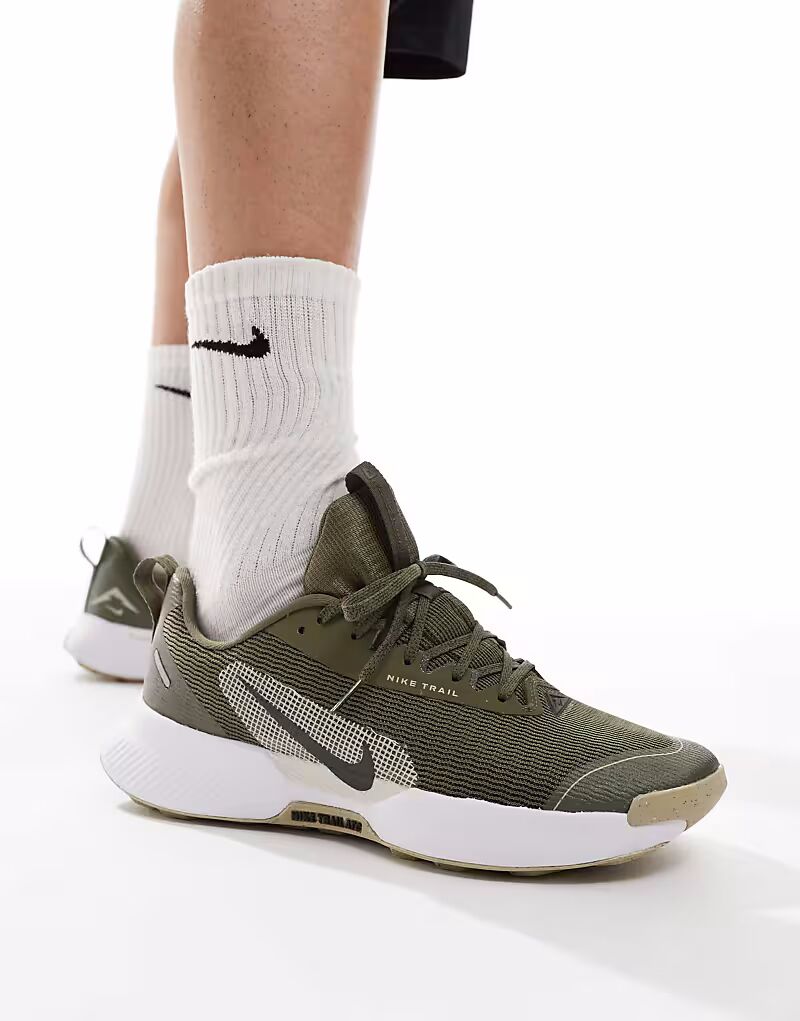 Кроссовки Nike Running Juniper Trail 3 зеленого цвета
Кроссовки Nike Running Juniper Trail 3 зеленого цвета