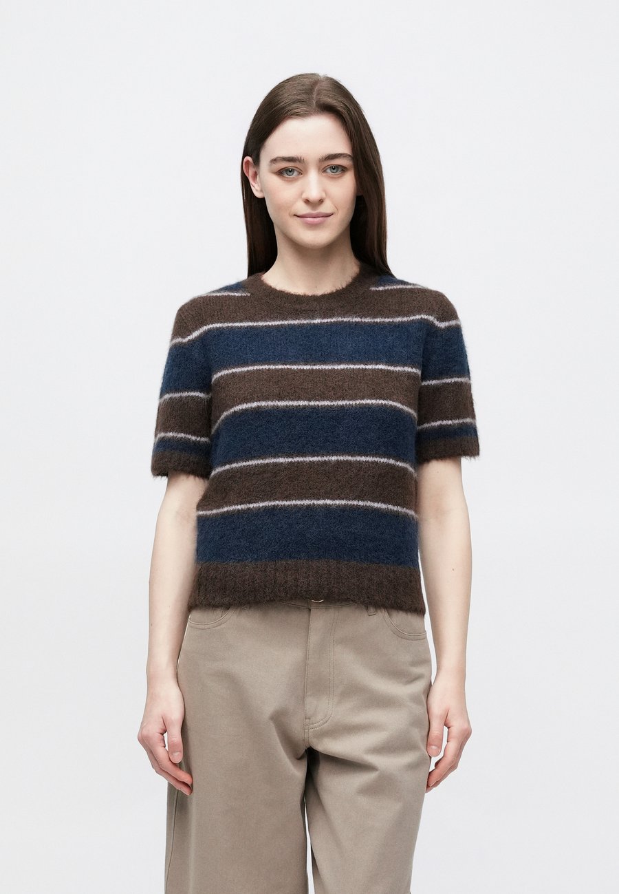 Джемпер Samsøe Samsøe JEANNE, Black Coffee/Dark Brown
Джемпер Samsøe Samsøe JEANNE, Black Coffee/Dark Brown