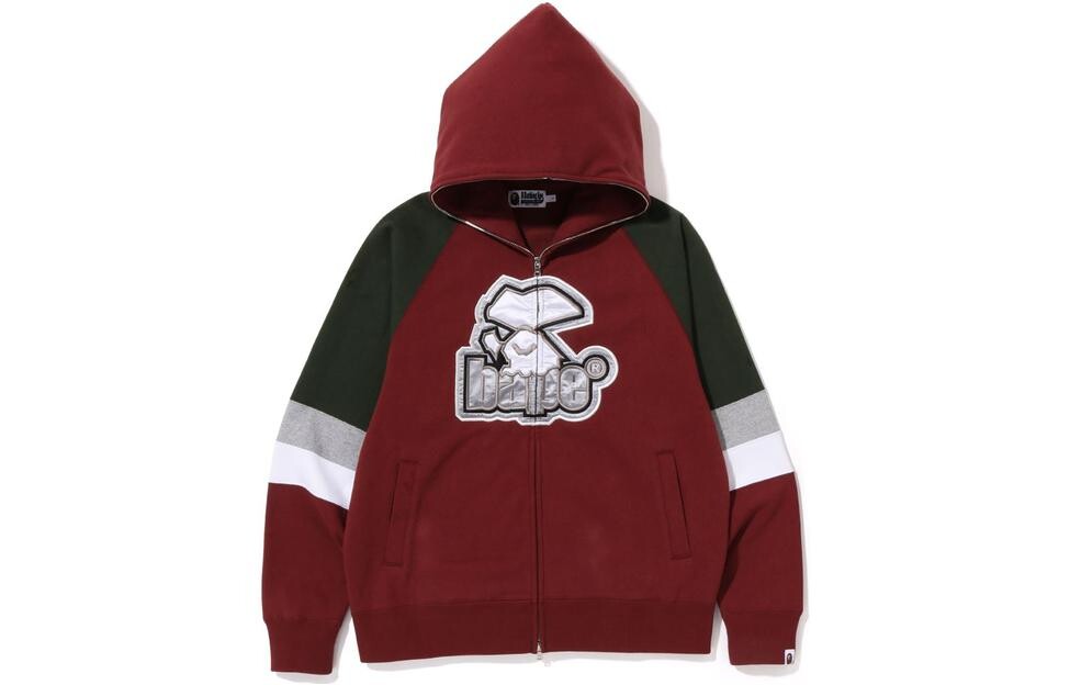 Толстовка мужская A Bathing Ape, цвет Burgundy
Толстовка мужская A Bathing Ape, цвет Burgundy