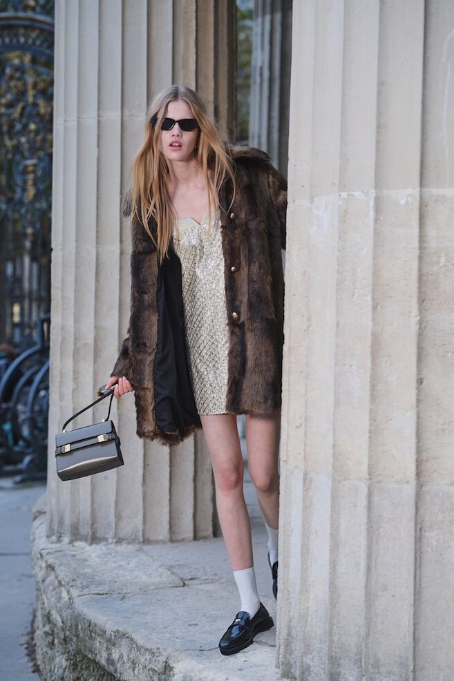 Платье с декорированными бретелями H&M, бежевый
Платье с декорированными бретелями H&M, бежевый