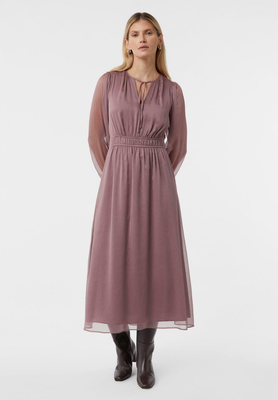 Платье comma Day dress, Altrosa/Pink
Платье comma Day dress, Altrosa/Pink