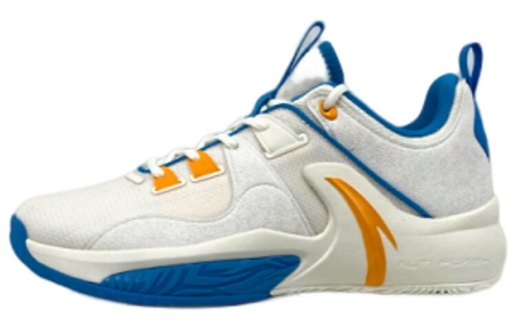 Баскетбольные кроссовки Swoosh 1.0 мужские с низким верхом цвета слоновой кости/морозно-голубой/гусиная ладонь Anta 
Баскетбольные кроссовки Swoosh 1.0 мужские с низким верхом цвета слоновой кости/морозно-голубой/гусиная ладонь Anta