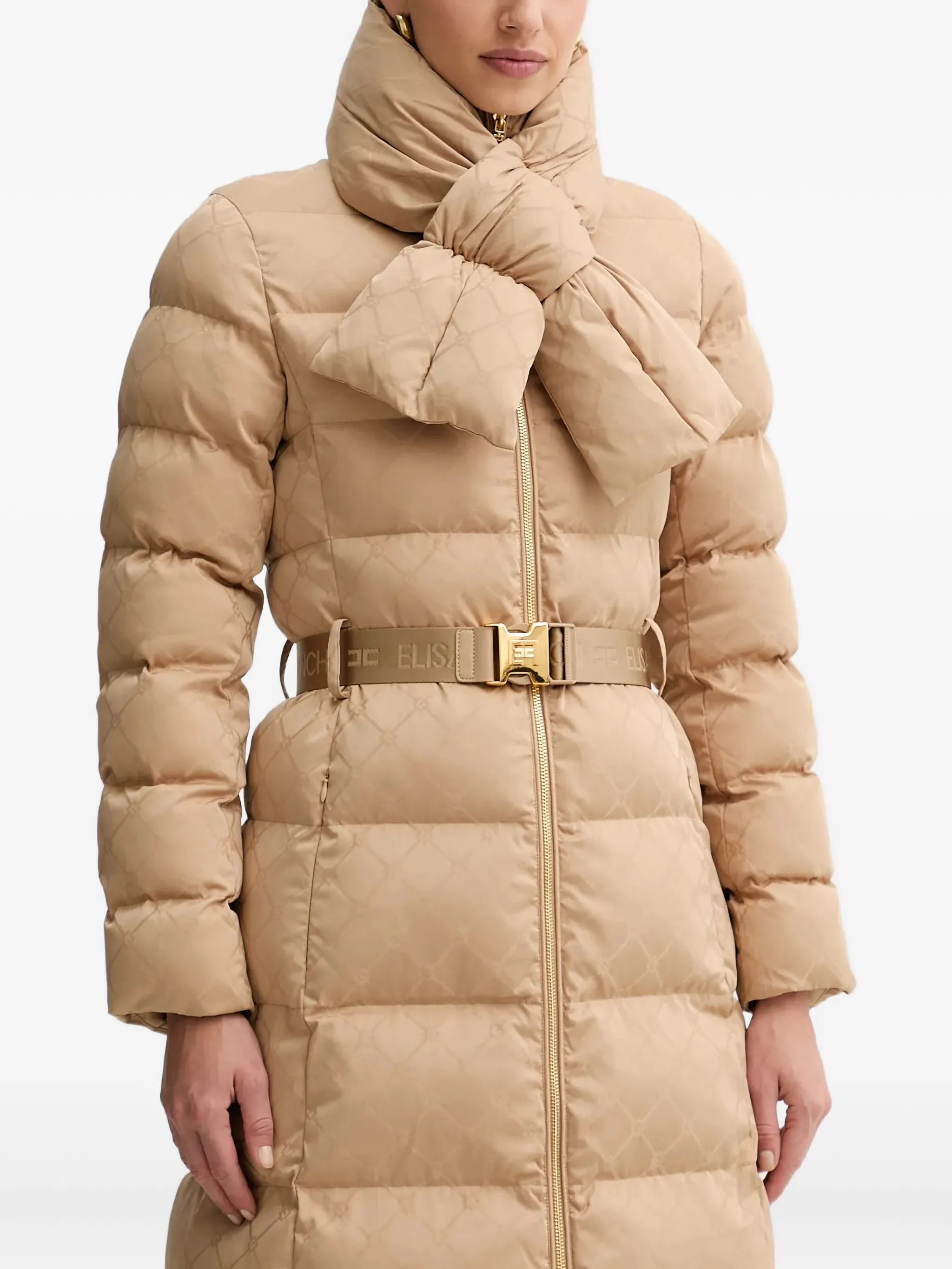 Пуховик с поясом Elisabetta Franchi, бежевый
Пуховик с поясом Elisabetta Franchi, бежевый