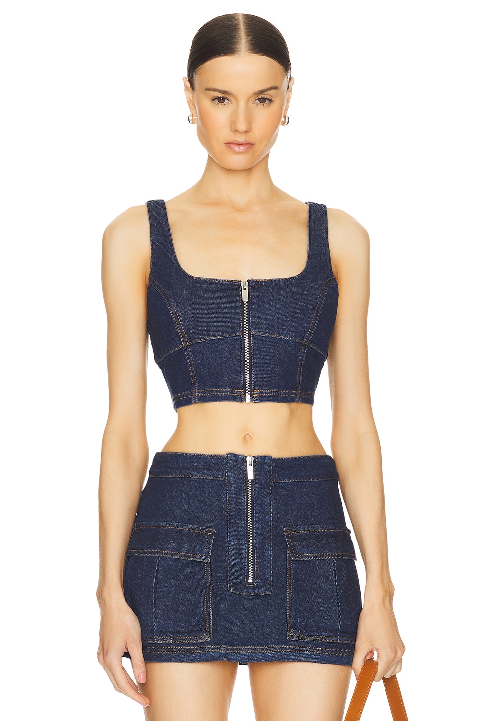 Фиолетовый укороченный топ Amanda Uprichard, цвет heritage wash
Фиолетовый укороченный топ Amanda Uprichard, цвет heritage wash