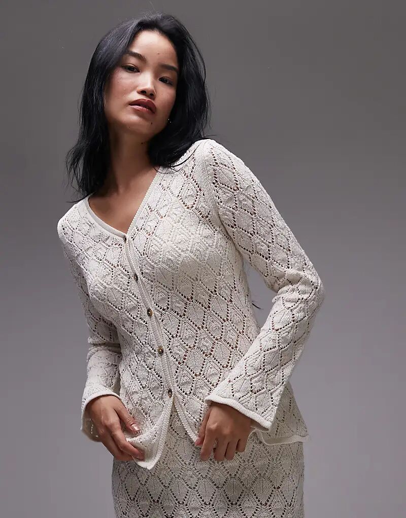 Вязаный кардиган Topshop цвета экрю
Вязаный кардиган Topshop цвета экрю