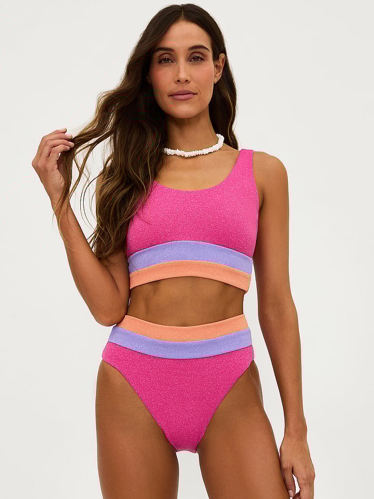 Металлический топ Mackenzie Beach Riot, красный
Металлический топ Mackenzie Beach Riot, красный